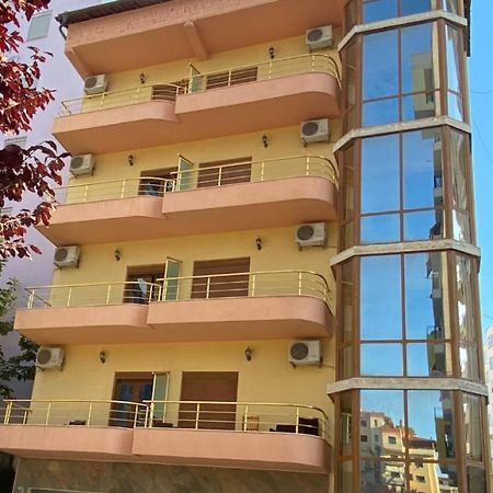 Hotel Edland Vlore Ngoại thất bức ảnh