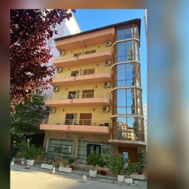 Hotel Edland Vlore Ngoại thất bức ảnh