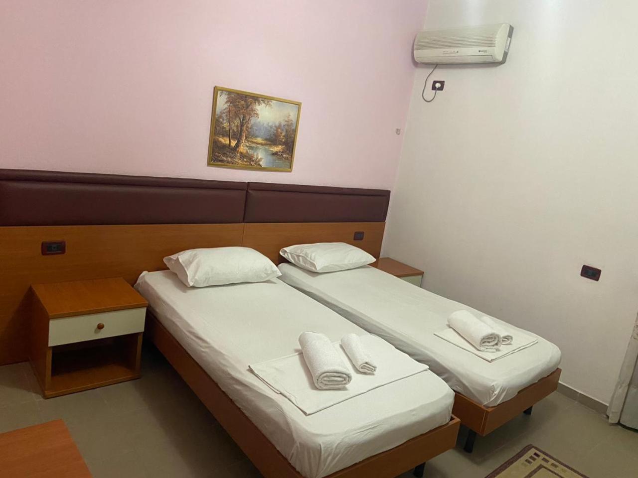 Hotel Edland Vlore Ngoại thất bức ảnh