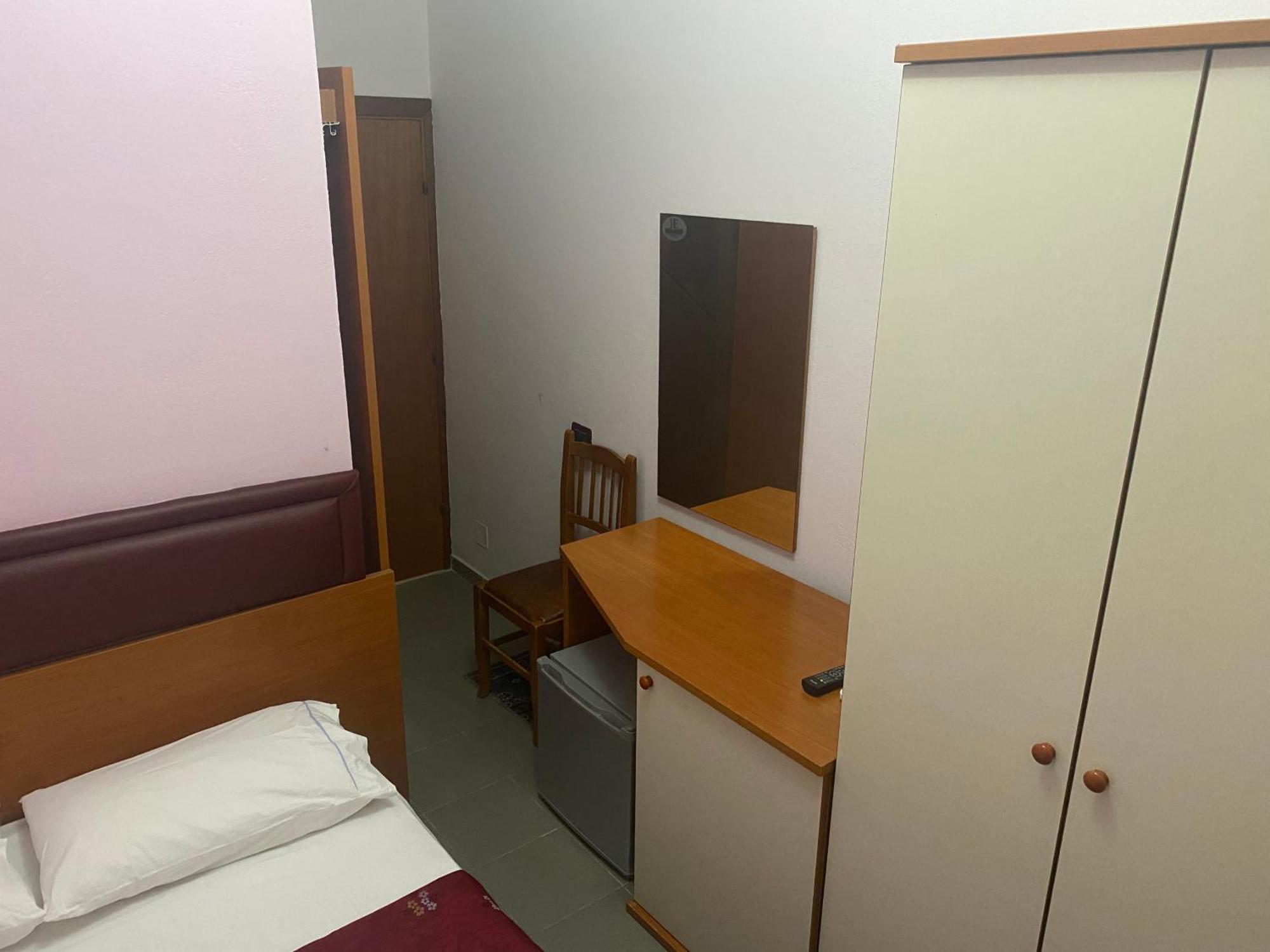 Hotel Edland Vlore Ngoại thất bức ảnh